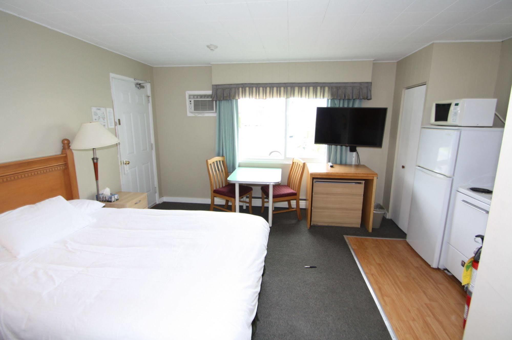 Harrison Spa Motel Харрисон-Хот-Спрингс Экстерьер фото